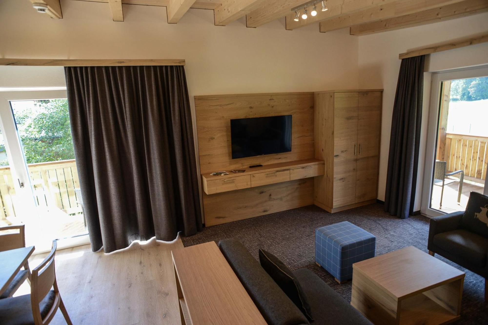 R Appartements Sommerbergbahnen Inklusive Tannheim Bilik gambar